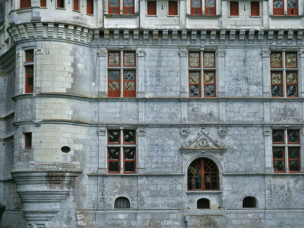 Château d'Azay-le-Rideau, the order of vertical and horizontal motifs of the facade